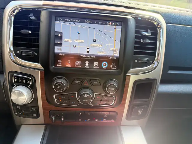 2017 Dodge Ram 1500 4X4 Laramie EcoDiesel Fully Loaded - Photo 10