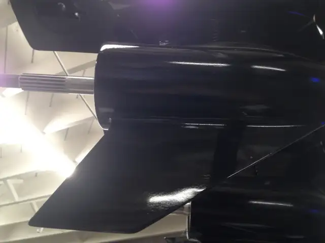 Prop and Skeg Repair - Photo 2