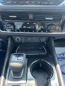 2023  Nissan rogue Platinum - Photo 8