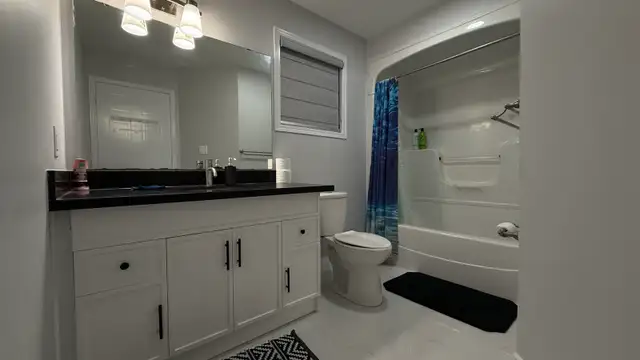 Room For Rent  1 MIN to Durham College | 5 MIN to Ontario Tech - Photo 5