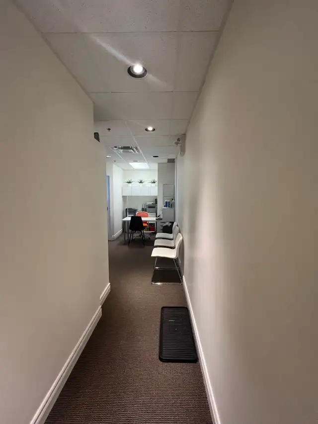 Professional office unit - Photo 6