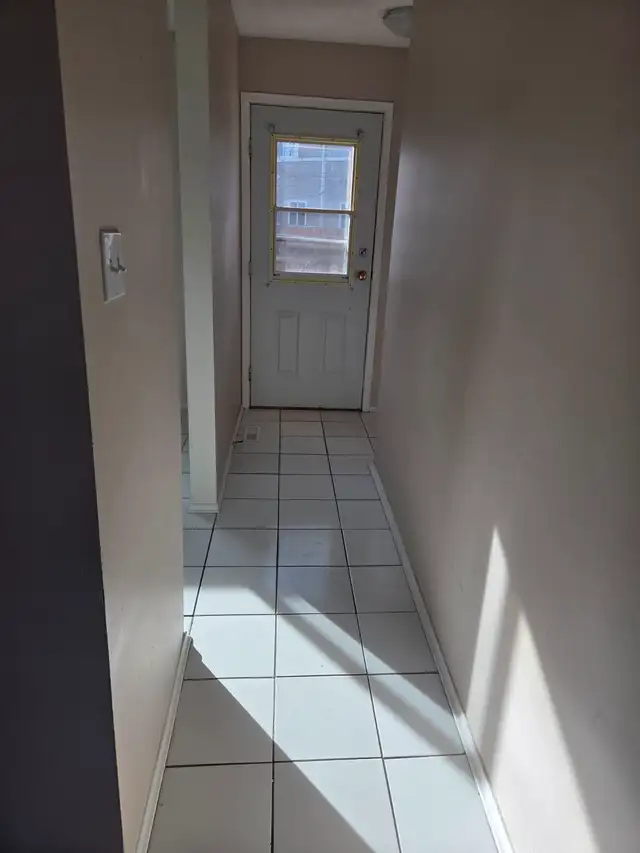 Southside 2 Bedroom Townhome Available Immediately - Photo 4