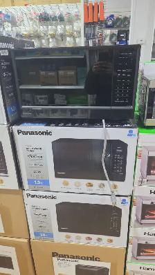 PANASONIC 1.3 CUFT MICROWAVE OVEN BLACK COLOR