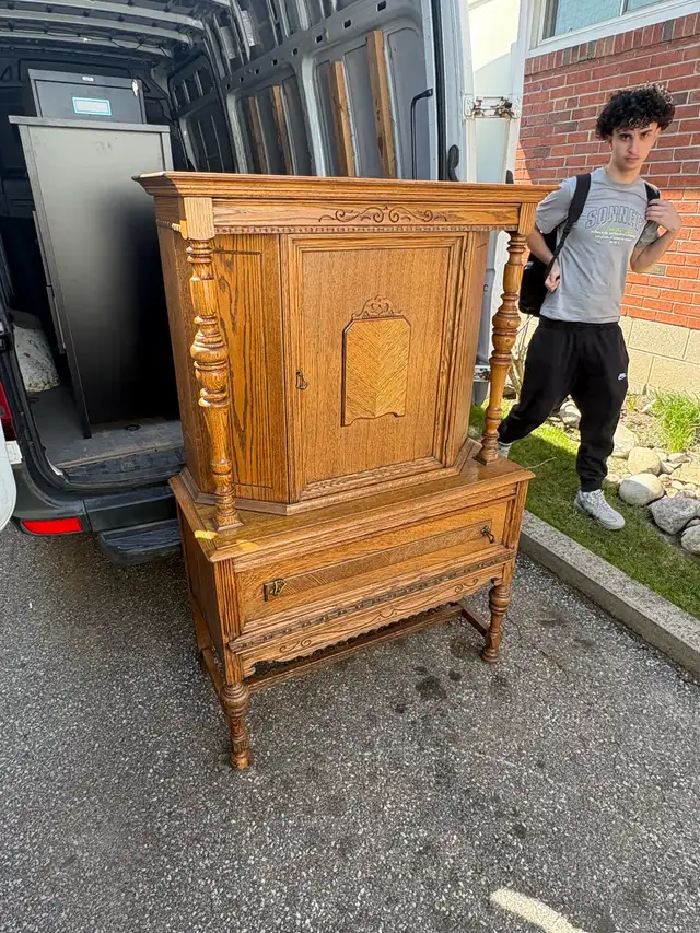 Free delivery Antique Oak Cabinet with Drawer - Photo 4