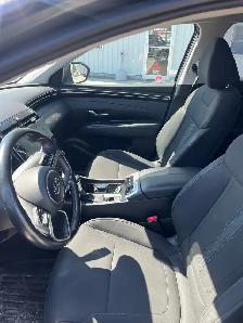 2022 Hyundai Tucson AWD - Photo 2