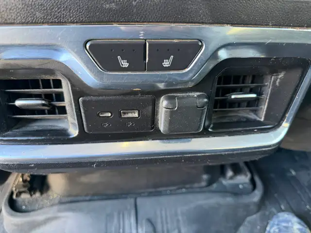 2021 GMC Sierra 3500 HD Extended Cab & Chassis