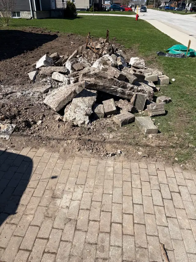 FREE Clean Fill - Concrete, Patio Stones, & Rubble - Photo 3
