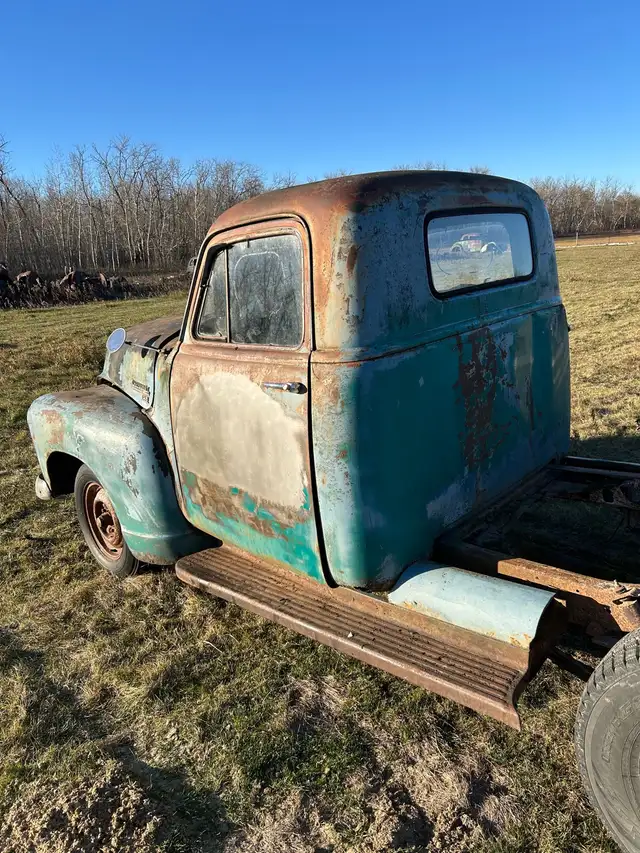 1950 Chevy - Photo 4