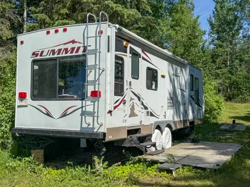 Travel Trailer - Photo 2