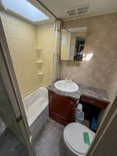 Travel Trailer - Photo 8