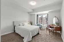 Stunning 2bdrm Den Condo w/ bright open-concept layout! - Photo 7