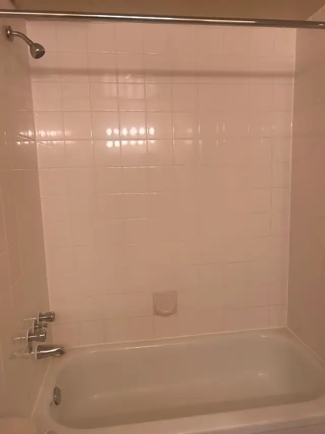 Spacious 1 Bed near Marple Loop Available - Photo 7