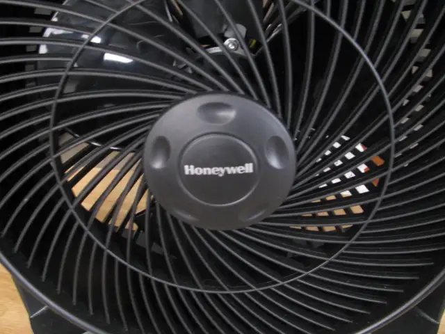 Honeywell Turbo Fan - Photo 2