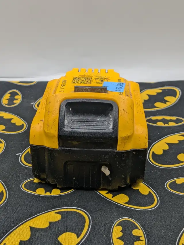 Dewalt DCB204 4AH Battery (#2995) - Photo 4