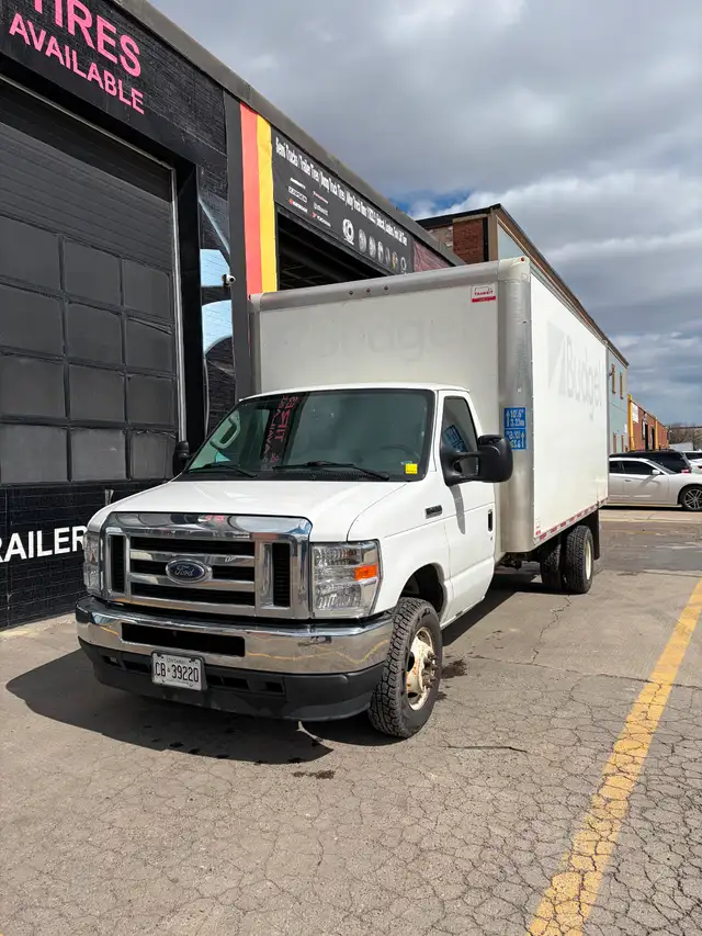 2021 FORD E-450 SUPER DUTY CUBE VAN | HEAVY-DUTY | - Photo 2