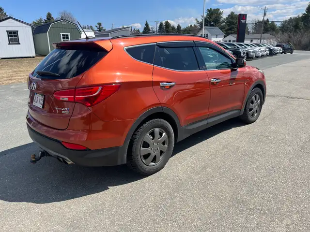 2016 Hyundai Santa Fe Sport Limited - Photo 2