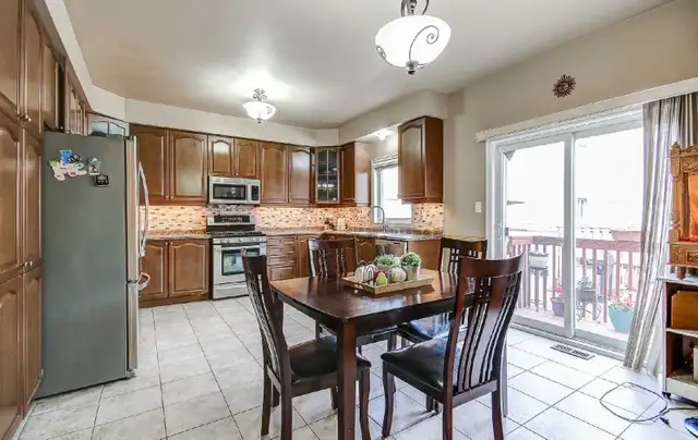 Shared Room for girls rental - Photo 2