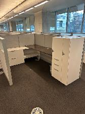 Cubicles/ Teknion Leverage 6x6x51' high stations $675/excel cond - Photo 2