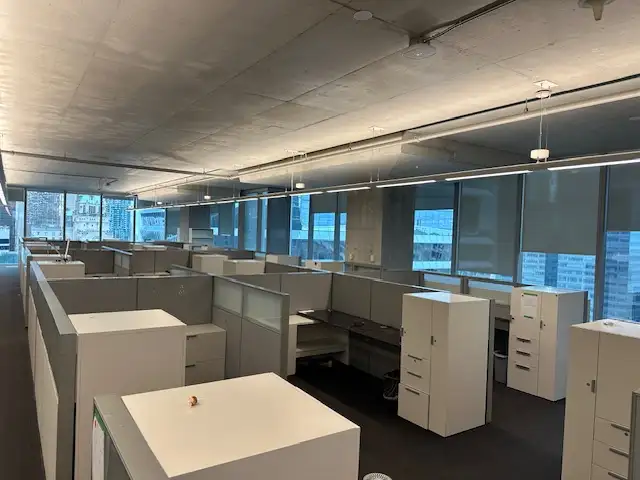 Cubicles/ Teknion Leverage 6x6x51' high stations $675/excel cond - Photo 3