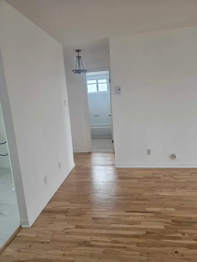 apparemment 4 1/2 a louer a pointe aux trembles - Photo 2