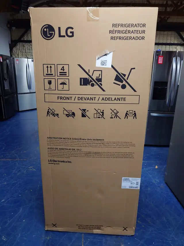 LG '30' Stainless Steel Top Freezer Fridge on Sale‼️