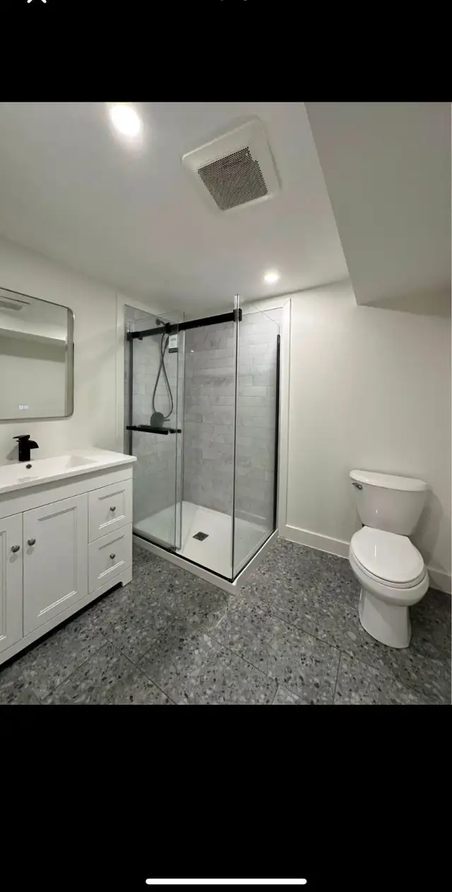 Newly furnished  2 bedroom, 1 bathroom private unit - Photo 6