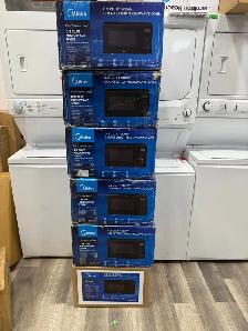 Microwave - Midea  EM9P022CV-PMB 0.9 Cu Ft - Countertop Black.