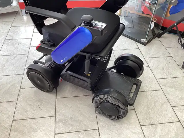 Quadriporteur Whill électrique - Photo 2