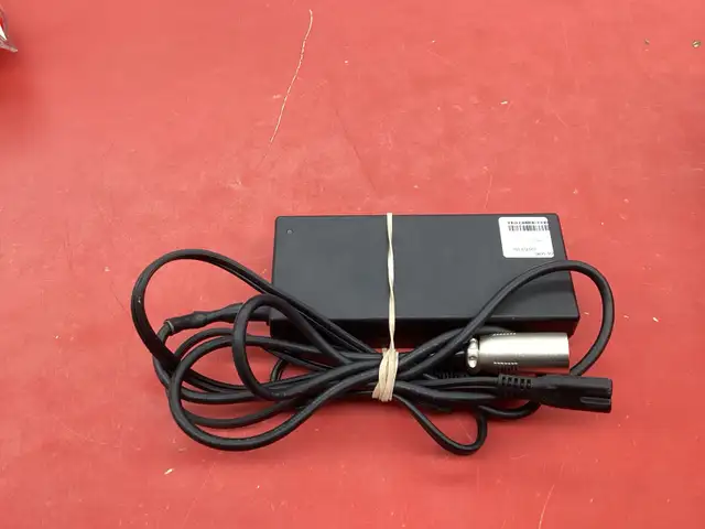 Quadriporteur Whill électrique - Photo 7