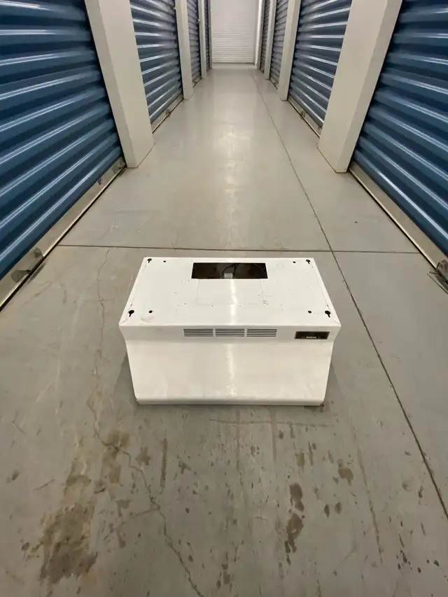 WHITE RANGE HOODS - Photo 10