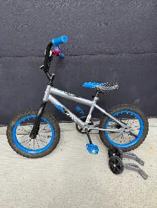 kids 14 inch bike with training wheels