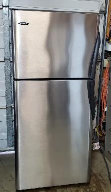 Frigidaire mid size fridge - Very good condition, Stainless cold