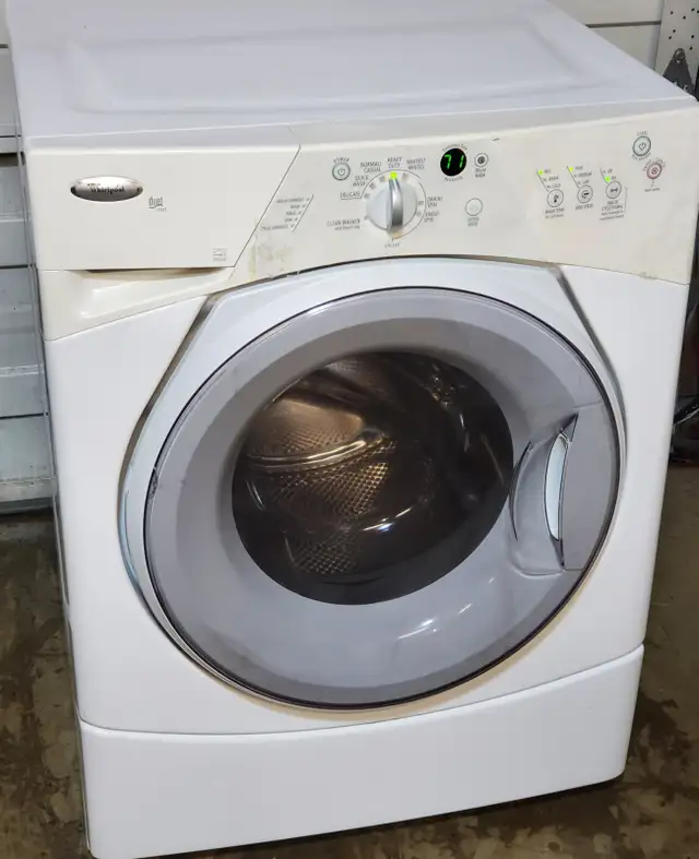Whirlpool Duet front loading washer- Clean and working -