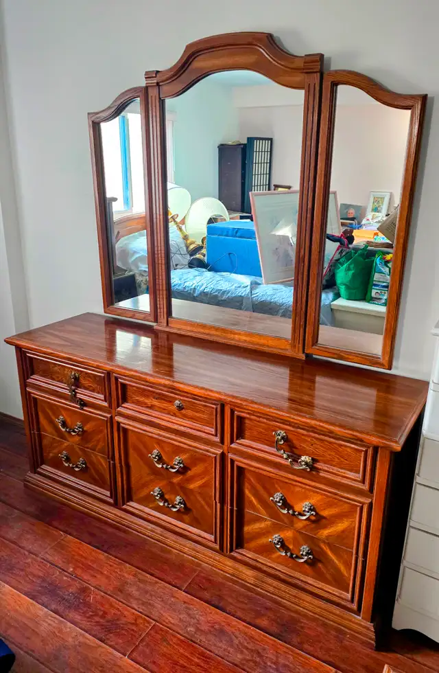 Bedroom Suite for sale - Photo 3