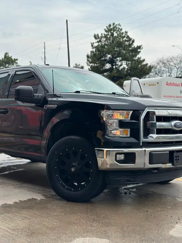 2017 Ford F-150 XLT Super Cab 4x4 | Certified | Clean Carfax | - Photo 3