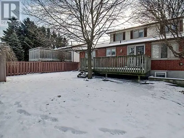 Furnished Bedroom Very Close to the U of G! September 1st Lease - Photo 10