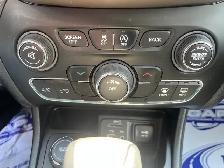 2016 Jeep Cherokee 4X4 - Photo 8