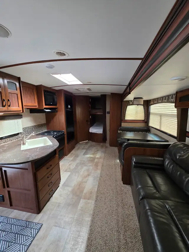 2016 Jayco Whitehawk Travel Trailer - Photo 4