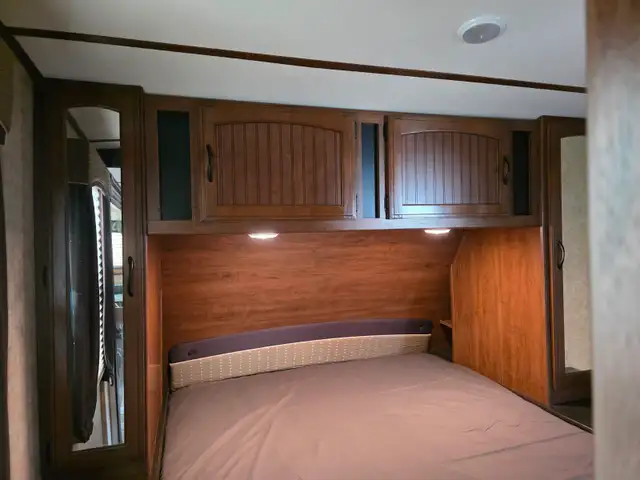 2016 Jayco Whitehawk Travel Trailer - Photo 8