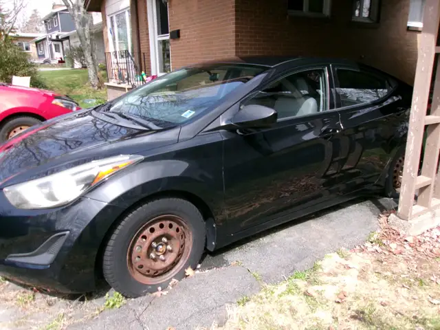 2014 Hyundai Elantra (4 door) Not Running. - Photo 3