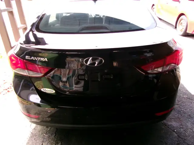 2014 Hyundai Elantra (4 door) Not Running. - Photo 4