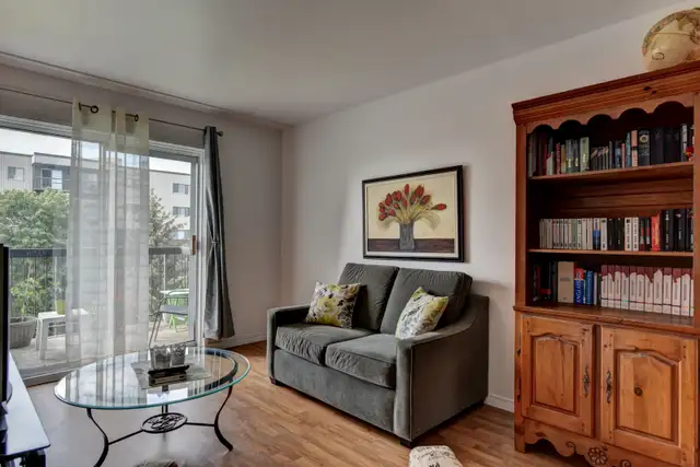 BEAU 4 ½-CHARLESBOURG,RÉNOVÉ, 1295$/MOIS TOUT INCLUS! JUILLET - Photo 3