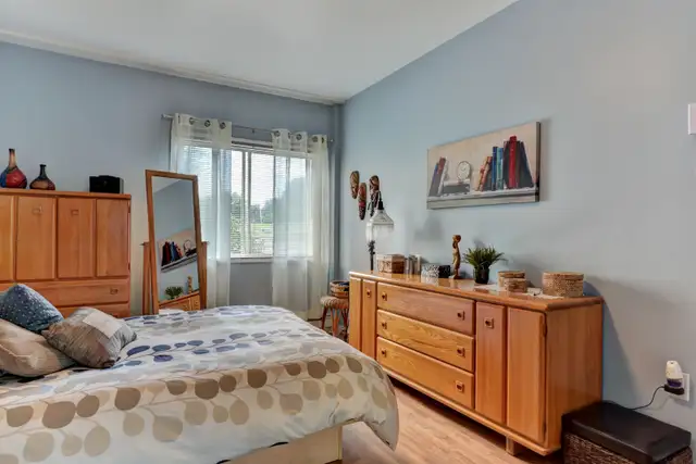 BEAU 4 ½-CHARLESBOURG,RÉNOVÉ, 1295$/MOIS TOUT INCLUS! JUILLET - Photo 7