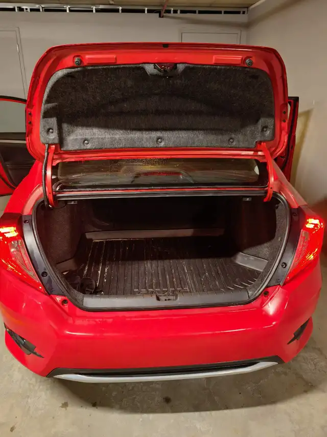 2019 Honda Civic LX 83000km for sale - Photo 2