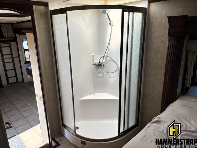 2008 KZ RV Escalade 40 Ft 5th Wheel Toy Hauler Travel Trailer - Photo 19