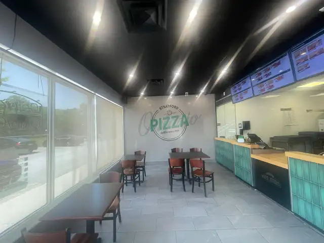 Papa John' Pizza for Sale - Photo 4