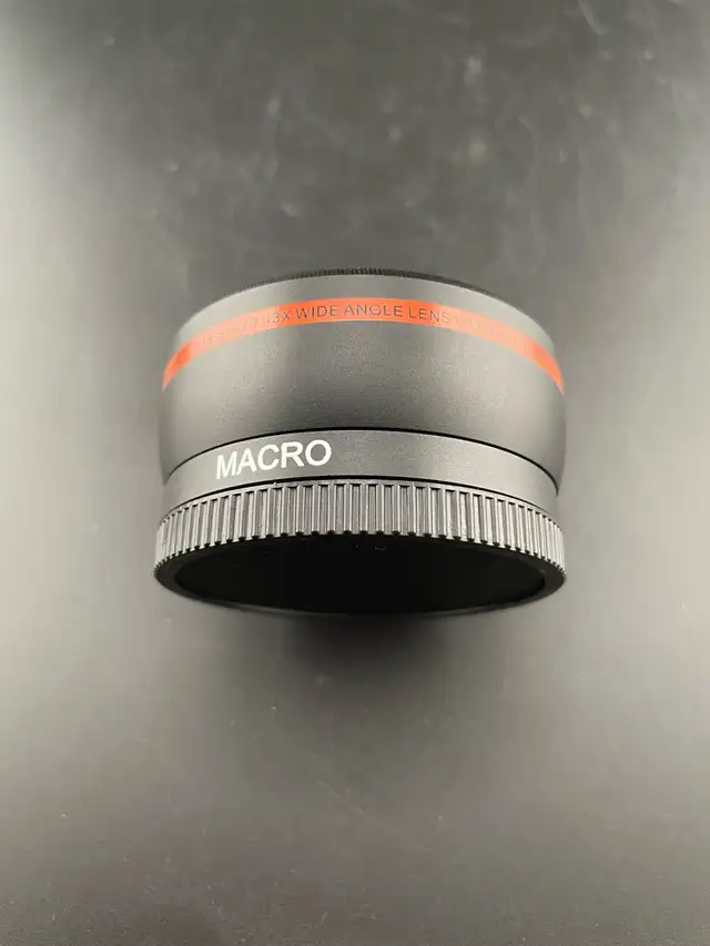 Zeetech Pro Series 0.43x Macro Lens - Photo 2