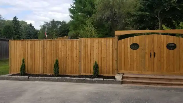 Fencing, Siding & Eaves Contractor | Free Quotes - Photo 2