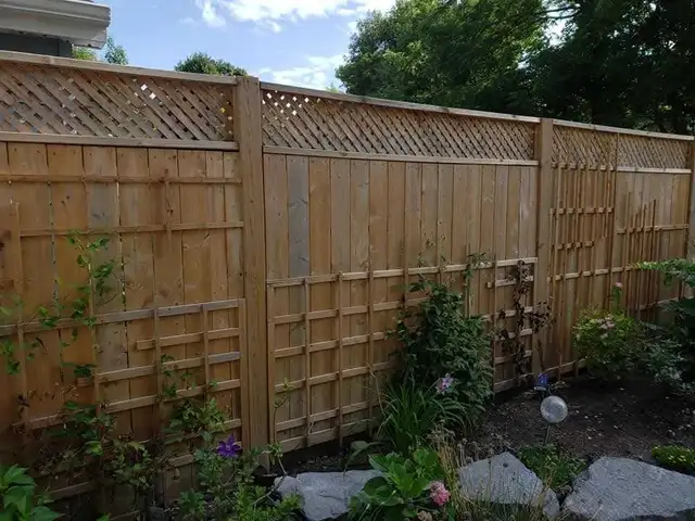 Fencing, Siding & Eaves Contractor | Free Quotes - Photo 5