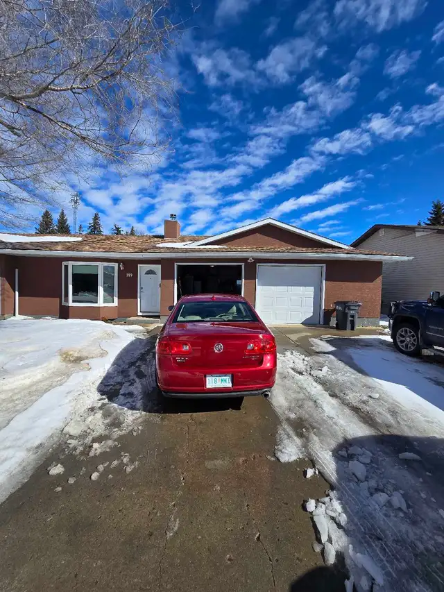 2011 Buick Lucerne for sale - Photo 2